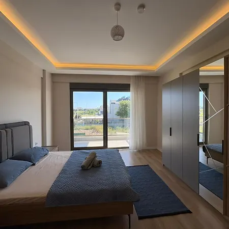 Serenity Garden 12 וילה באלאק