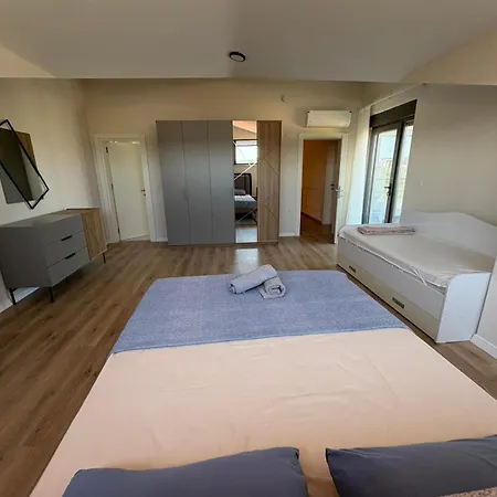 Serenity Garden 12 וילה