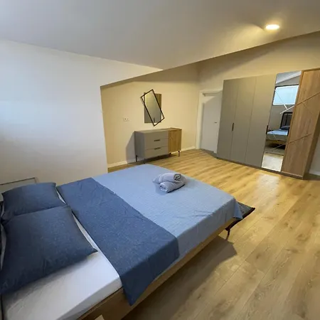 Serenity Garden 12 וילה